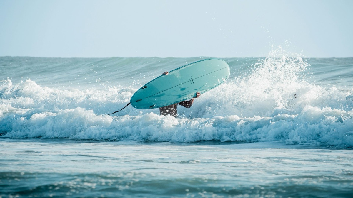 5 Dangers Of Swimming In The Ocean